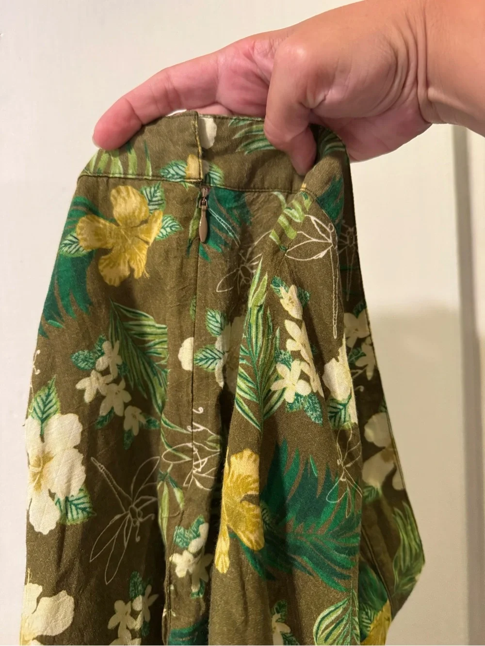 Miguelina Olive Tropical Floral Cotton-Blend Shorts